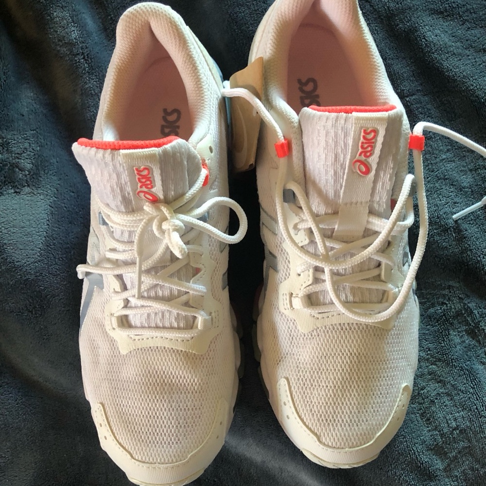 ASICS Gel Quantum 360 White and Coral Athletic Shoes